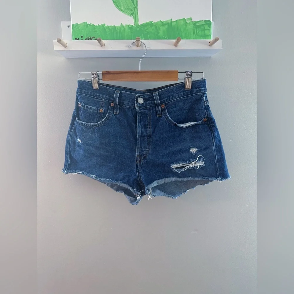 Levi’s 501 denim jean short short shorts distressed women’s size 27 - Picture 4 of 7